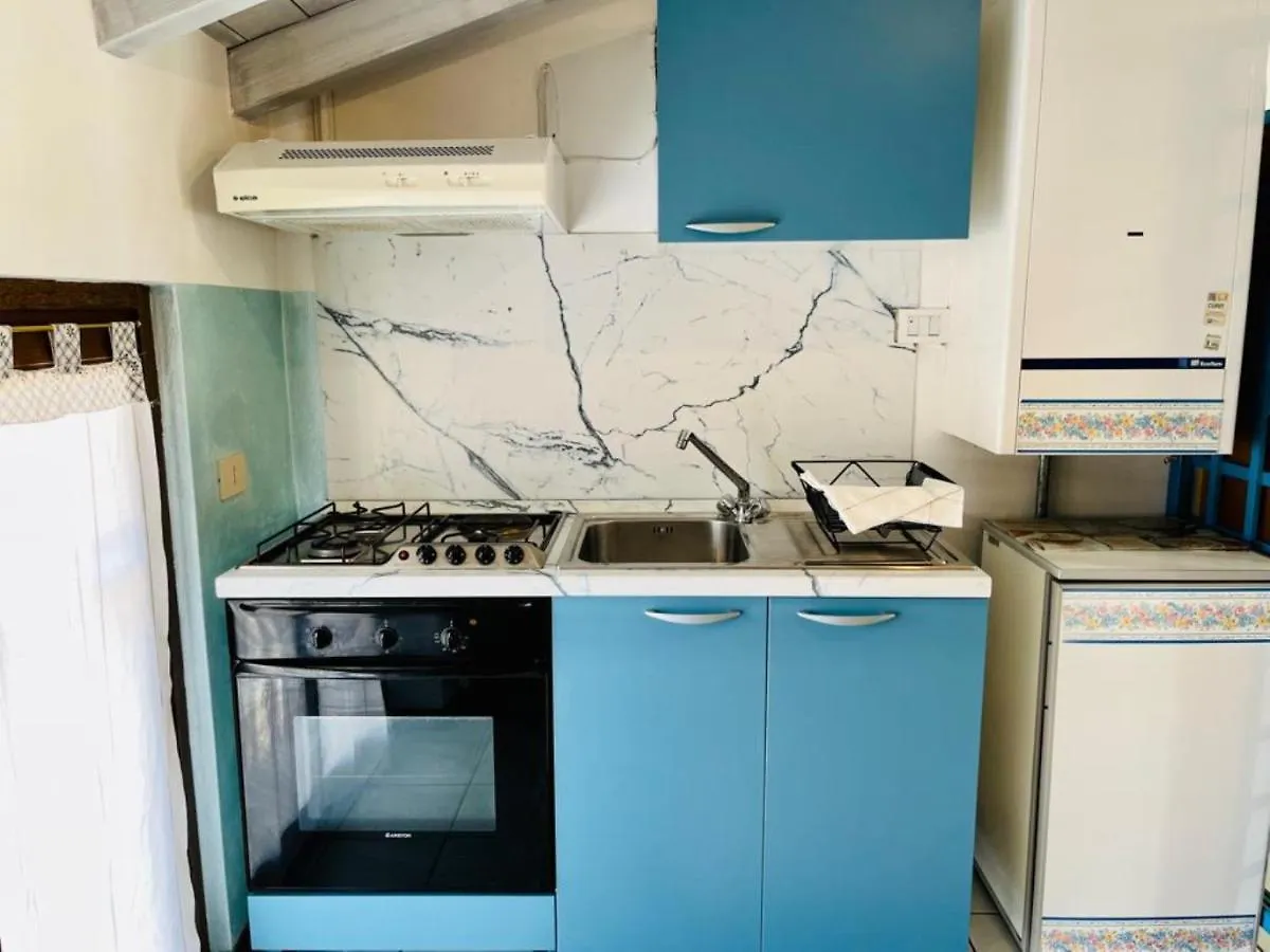 Sunshine on Garda Lake - Private Apartment Desenzano del Garda 0*,  Italia